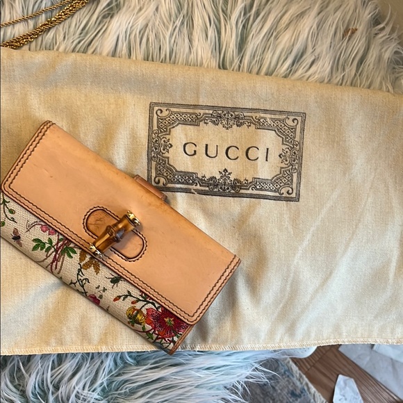 Gucci Floral Beige and Tan Wallet - Picture 6 of 6